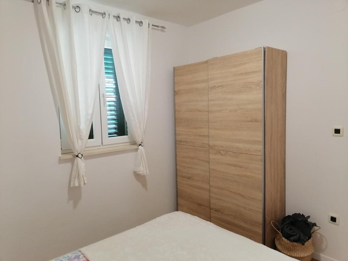 Appartamento Dairos Mali Lošinj Esterno foto